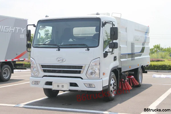 Hyundai Commercial Vehicle (formerly Sichuan Hyundai) ShengTu 129 hp 4X2(6 wheels) sweeper truck Exterior (3) | 86Trucks