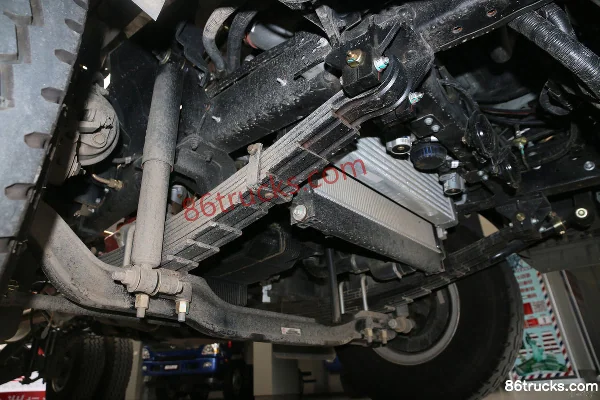 Foton Aumark 3 Series 143hp 4X2(6 wheels) 4.165m single-row van light truck (China V) Chassis (1) | 86Trucks
