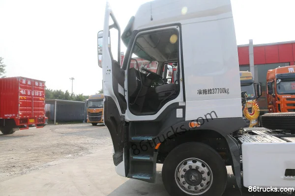 Dongfeng Liuqi Chenglong H7 Heavy Truck 500hp 6X2R Tractor Truck Cab (2) | 86Trucks