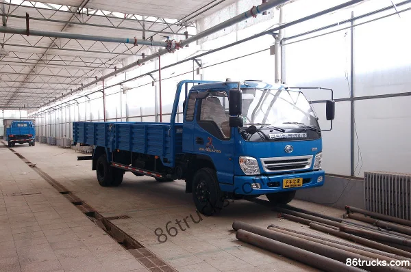 Foton Forland Linghang camion porteur semi-cabine 130 ch 4X2(6 roues) Extérieur (2) | 86Trucks