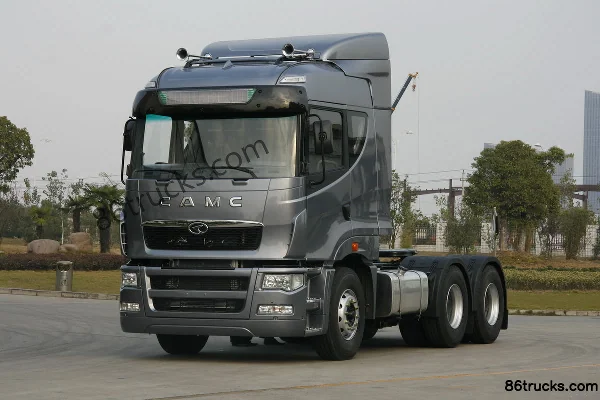 Hualing Xing Kama H08 poids lourd 340 ch 6X4(10 roues) tracteur routier Extérieur (2) | 86Trucks
