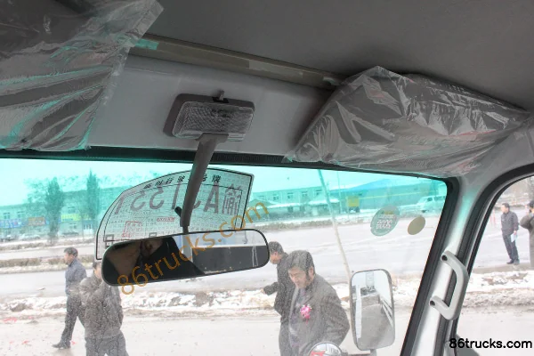 Qingling Isuzu 600P 130 ch 4X2(6 roues) camion léger à ridelles simple cabine 3,6 m (3) | 86Trucks
