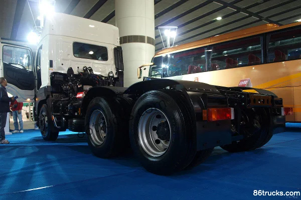GAC HINO 700 Series Heavy Truck 450hp 6X4(10 wheels) Tractor Truck Exterior (3) | 86Trucks