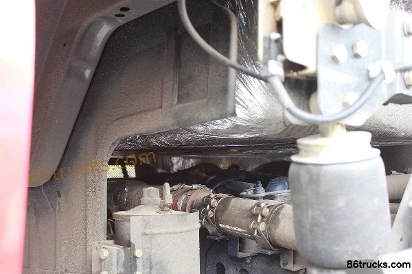 FAW Jiefang Qingdao Xindewei Heavy Truck 270 hp 4X2(6 wheels) Tractor Truck Chassis (2) | 86Trucks