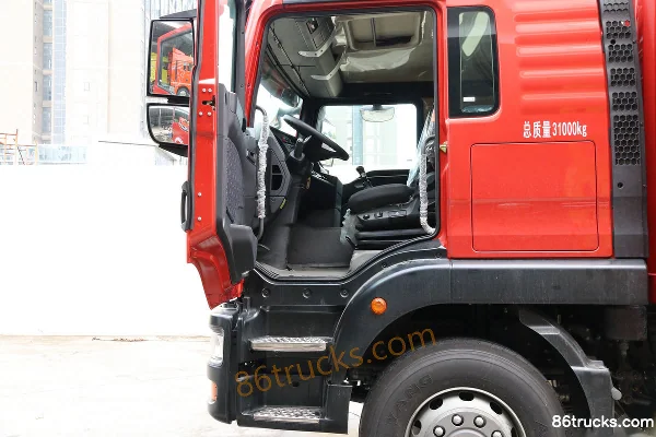 Sinotruk Sitrak C5H 310 ch 8X4(12 roues) camion porteur fourgon 9,52 m Cabine (3) | 86Trucks