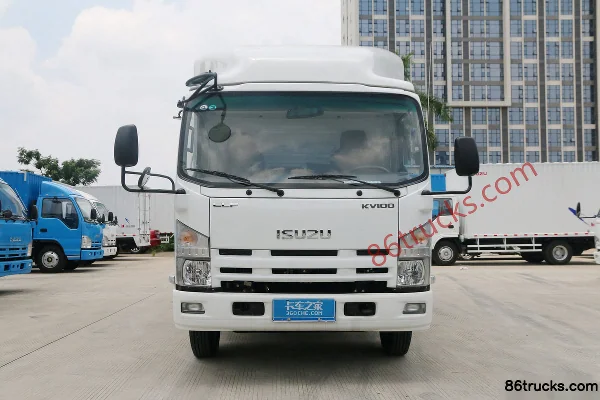 Qingling Isuzu KV100 98 hp 4X2(6 wheels) 4.17m Single Row Stake Truck Exterior (2) | 86Trucks