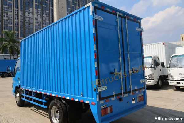 Qingling Isuzu 600P 130hp 4X2(6 wheels) 4.25m Single Row Van Light Truck Body (3) | 86Trucks