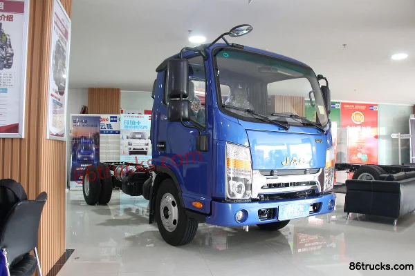JAC Shuailing K340 All-Business Edition 120 hp 4X2(6 wheels) 4.13m single-row box van light truck Exterior (2) | 86Trucks