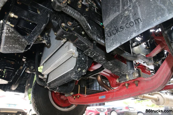 Dongfeng Duolika D9 170 hp 4X2(6 wheels) 6.8m van cargo truck (rear axle 8T) Chassis (3) | 86Trucks