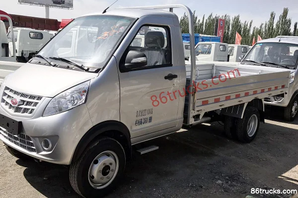 NanJun Ruiyi C Series 1.5L 112hp 4X2(6 wheels) Gasoline 3.25m Single Row Flatbed Mini Truck Exterior (2) | 86Trucks
