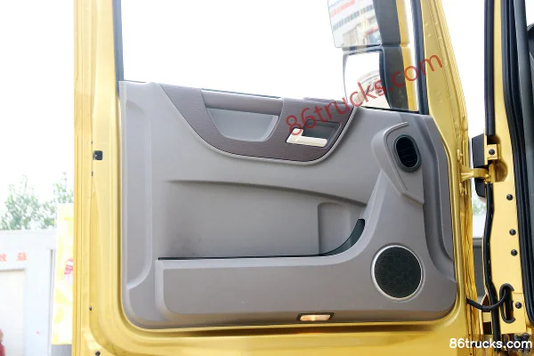 Dongfeng Commercial Vehicle Tianlong Flagship KX Northern Edition 560 hp 6X4(10 wheels) Tractor Truck (Composite Air Suspension) Cab (3) | 8