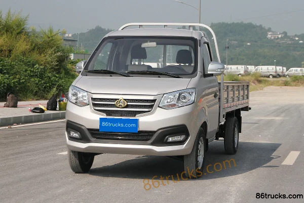 Changan Kuayue New Bao T3 Comfort 1.5L 112 hp 4X2(6 wheels) 3.05m Single Row Flatbed Mini Truck Exterior (3) | 86Trucks