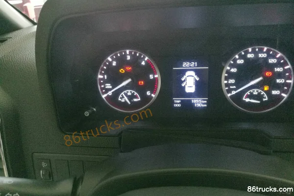 Isuzu TF 2017 3.0T diesel 131 ch 4x2(6 roues) double cabine pick-up (1) | 86Trucks