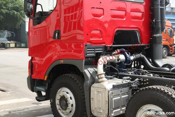 Dongfeng Liuqi Chenglong H7 320hp 8X4(12 wheels) 7.6m dump-type garbage truck Chassis (1) | 86Trucks