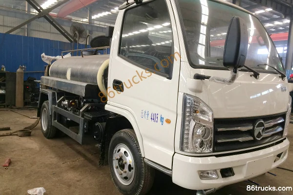 Kama Fulaika 95hp 4X2(6 wheels) Water Sprinkler Truck Exterior