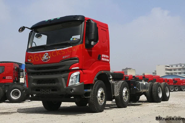Dongfeng Liuqi Chenglong H7 400hp 8X4(12 wheels) 8.2m dump truck chassis Exterior (3) | 86Trucks