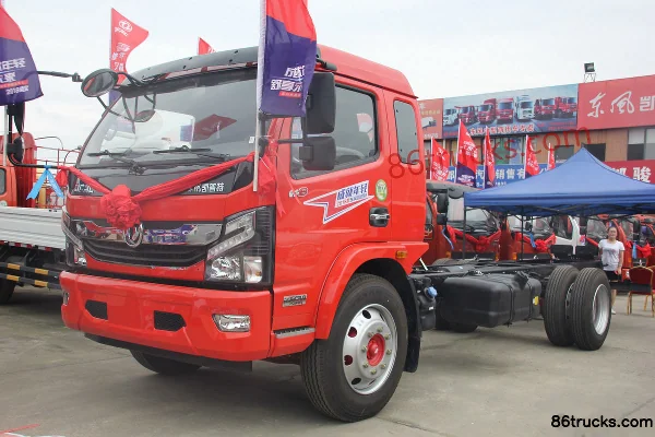 Dongfeng Kaipute K8 168 hp 4X2(6 wheels) 6.2m semi-sleeper flatbed cargo truck chassis Exterior (3) | 86Trucks