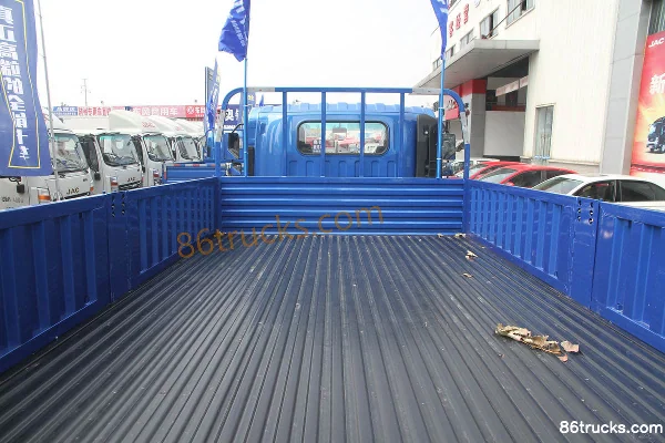JAC Shuailing H415 154 hp 4X2(6 wheels) 5.5m Single Row Flatbed Cargo Truck Body (2) | 86Trucks