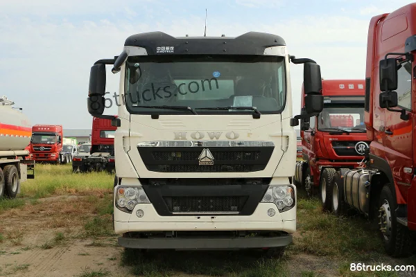 Sinotruk HOWO T5G 340 hp 8X4(12 wheels) Oil Tanker Truck (Kailai Brand) Exterior (2) | 86Trucks