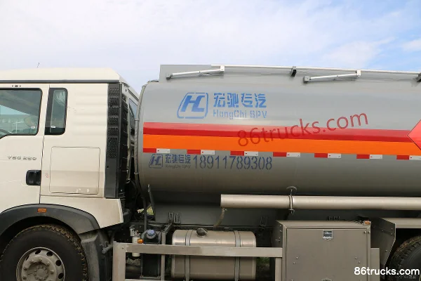 Sinotruk HOWO T5G 280hp 6X4(10 wheels) fuel tanker (Xingshi brand) Chassis (1) | 86Trucks
