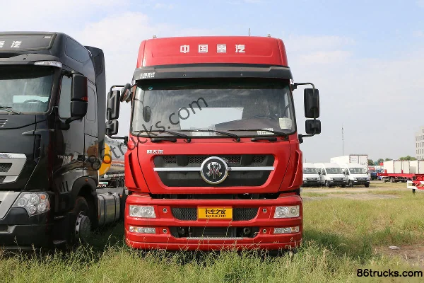 Sinotruk Steyr DM5G Heavy Truck 340hp 4X2(6 wheels) Tractor Truck Exterior (2) | 86Trucks