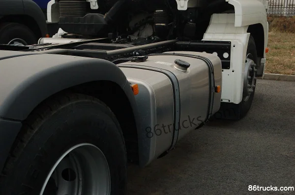 MAN TGA série poids lourd 390 ch 6X4(10 roues) tracteur routier (modèle: 33.390) Cabine (1) | 86Trucks