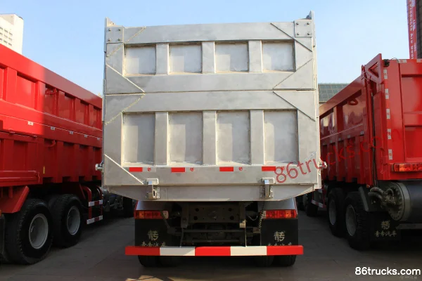 Sinotruk HOWO Heavy Truck 336 hp 8X4(12 wheels) 8.2m All-Aluminum Dump Truck Chassis (1) | 86Trucks