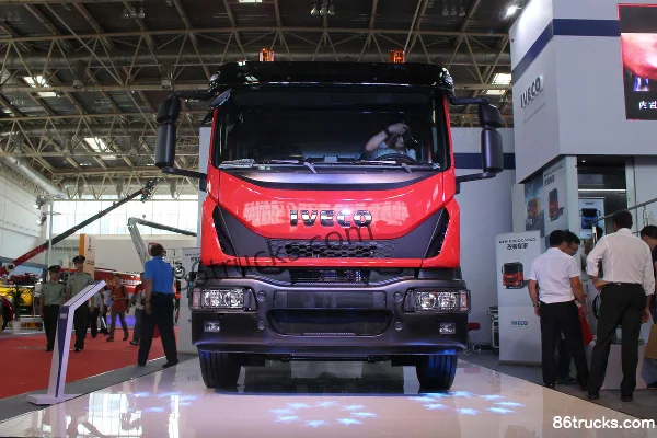 IVECO Eurocargo 279hp 4X2(6 wheels) 18-ton fire truck chassis Exterior (2) | 86Trucks