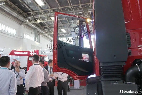 IVECO Eurocargo 279hp 4X2(6 wheels) 18-ton fire truck chassis Cab (1) | 86Trucks