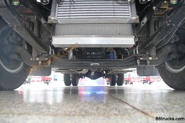 Foton Times H3 116 ch 4X2(6 roues) GNC 4,1 m fourgon léger cabine simple Châssis (1) | 86Trucks
