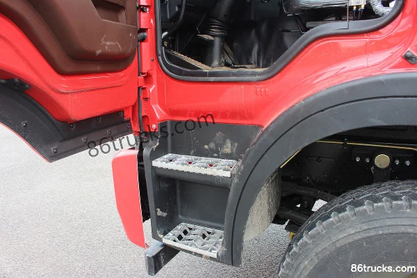 JAC Gallop K5W 310 hp 8X4(12 wheels) Flatbed Truck Cab (3) | 86Trucks