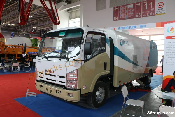 Qingling Isuzu 190 ch 4X2(6 roues) camion aspirateur (marque Juchenwang) Extérieur (3) | 86Trucks