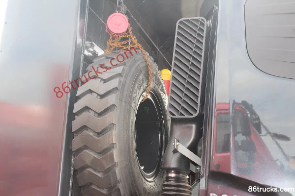 Sinotruk Wangpai W5G heavy truck 380 hp 6X4(10 wheels) 6.2m dump truck Body (3) | 86Trucks