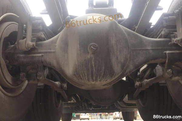 Hyundai Commercial Vehicle Chuanghu XCIENT heavy truck 440 hp 6X4(10 wheels) automatic tractor truck (ZF AMT) Chassis (2) | 86Trucks