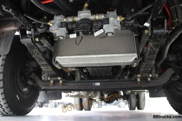 Dayun Aopuli 95 hp 4X2(6 wheels) 4.12m Single Row Stake Truck Chassis (1) | 86Trucks