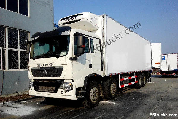 Sinotruk HOWO T5G 340hp 8X4(12 wheels) refrigerated truck (Binglingfang) Exterior (3) | 86Trucks