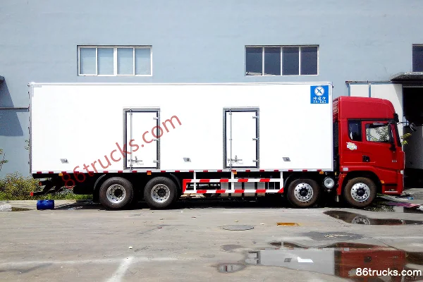 SHACMAN Delong X3000 350 hp 8X2(10 wheels) 9.5m refrigerated truck Exterior (3) | 86Trucks