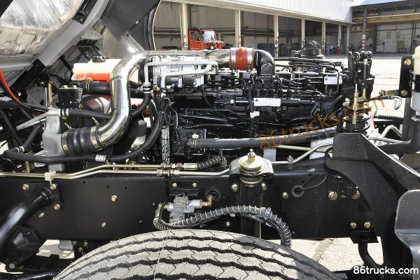 Dongfeng Commercial Vehicle Jiayun 210hp 4X2(6 wheels) Cargo Truck Chassis (3) | 86Trucks