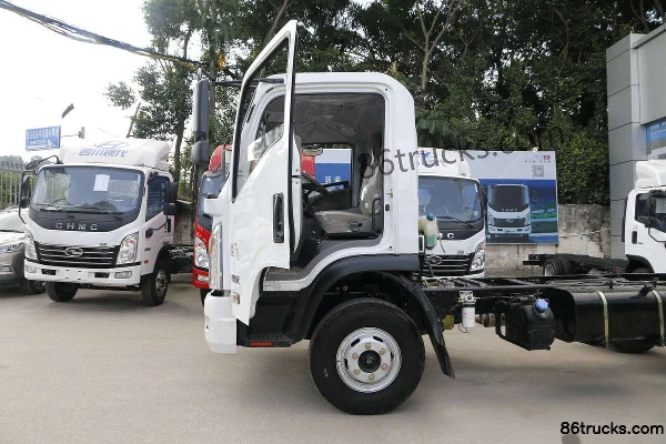 Hyundai Commercial Vehicle Ruichi 156 hp 4X2(6 wheels) 4.09m Single Row Van Light Truck Cab (1) | 86Trucks