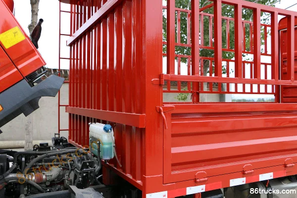 Sinotruk HOWO Tongshuai Chaoneng Edition 160 hp 4X2(6 wheels) 4.15m Single Row Stake Light Truck Body (2) | 86Trucks
