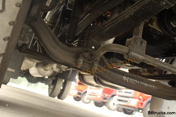 Foton Auman R Series 185 hp 4X2(6 wheels) 6.1m Half-row Stake Cargo Truck Chassis (1) | 86Trucks