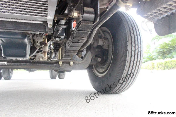 FAW Linghe 116 ch 4X2(6 roues) 3,85 m Camion plateau à ridelles cabine demi-avancée Châssis (3) | 86Trucks