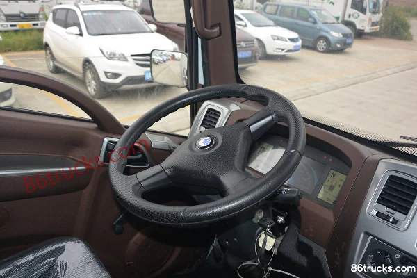 Chengdu Yajun Sinotruk Wangpai Chassis 4.5T 4.15m Single Row Pure Electric Box Light Truck 75.3kWh 4X2(6 wheels) Cab (1) | 86Trucks
