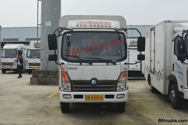 Chengdu Yajun Sinotruk Wangpai Chassis 7.1T 4.15m Single Row Pure Electric Cargo Box Light Truck 75.3kWh 4X2(6 wheels) Exterior (2) | 86Truc