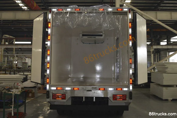 Chengdu Yajun JMC Chassis 6T 4.04m Single Row Pure Electric Refrigerated Truck 75.3kWh 4X2(6 wheels) Exterior (3) | 86Trucks