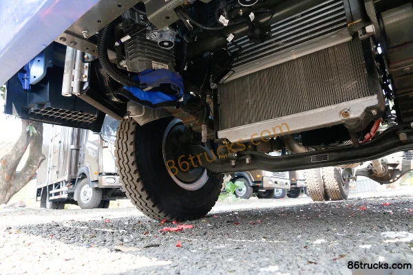 Sinotruk Ace 7 Series 154 ch 4X2(6 roues) 4.16m single-row camion porteur fourgon châssis (1) | 86Trucks