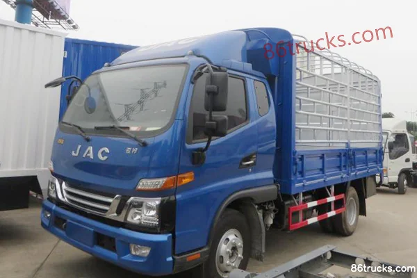 JAC Junling V6 143 ch 4X2(6 roues) camion léger à ridelles avec cabine demi-avancée 3,85 m Extérieur (2) | 86Trucks