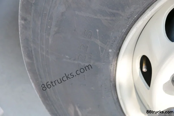 Union Truck U340 340 ch 4X2(6 roues) LNG tracteur routier Châssis (3) | 86Trucks