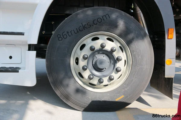 Union Truck U340 340 ch 4X2(6 roues) LNG tracteur routier Châssis (2) | 86Trucks