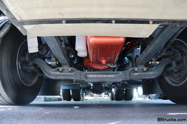 Union Truck U520 Heavy Truck 520 hp 6X4(10 wheels) Tractor Truck Chassis (1) | 86Trucks